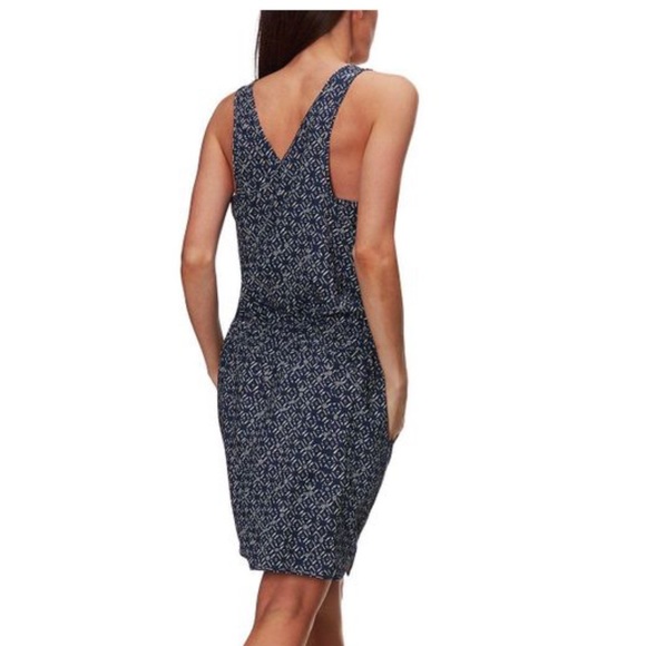 Patagonia - Fleetwith Dress Size S Navy - Picture 2 of 8